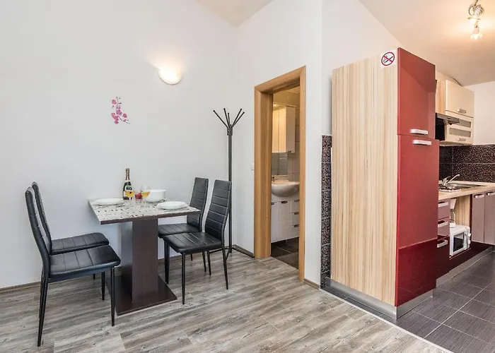With Parking Space - 18518 Apartment *