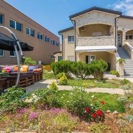 Apartment With A Parking Space - 18518 Vir