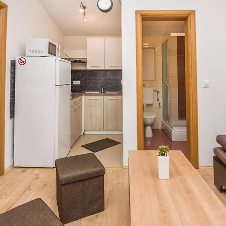 With A Parking Space - 18518 Apartment Vir