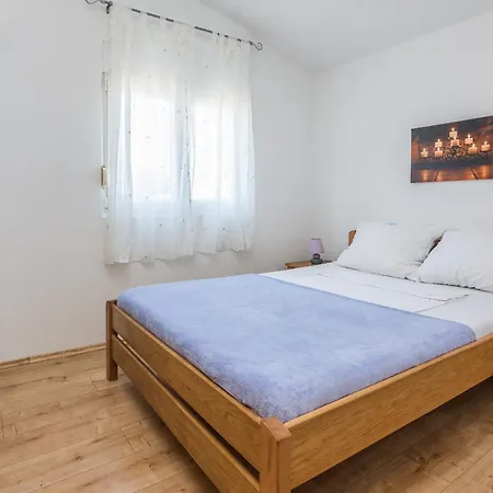 With Parking Space - 18518 * Vir